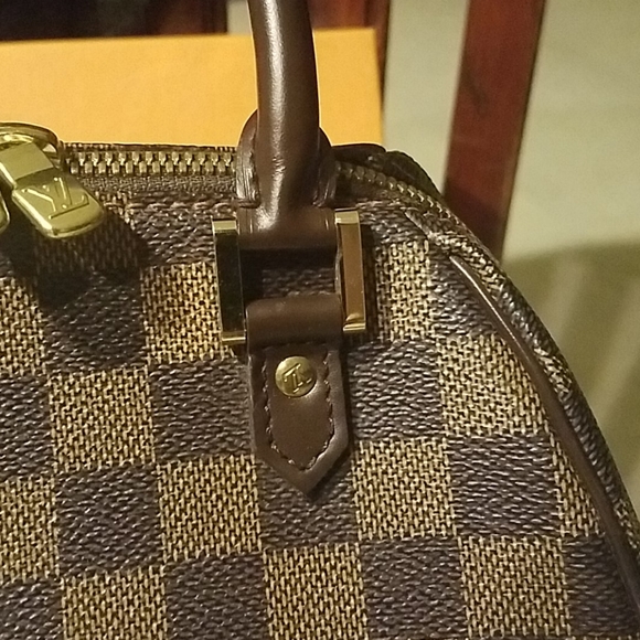 COPY - ❤RARE❤LV Ribera Mini Damier Ebene❣ - Picture 5 of 15